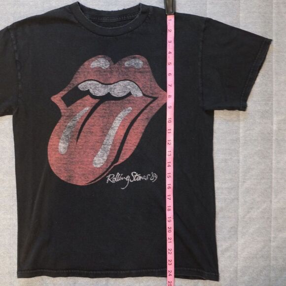 The Rolling Stones 1989 Concert Tour Reproduction Tee Shirt Women’s Size Medium - Picture 7 of 7